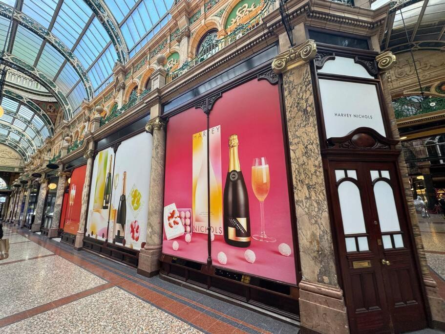 Harvey Nic'S & Designer Quarter 18 Ch Leilighet Leeds  Eksteriør bilde